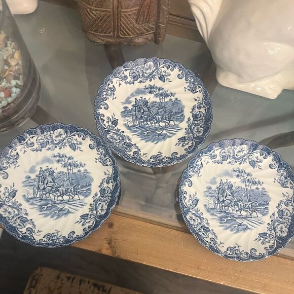Johnson Bros Ironstone Hunting Country blue and White Small Plates set of 3 - Picture 1 of 6